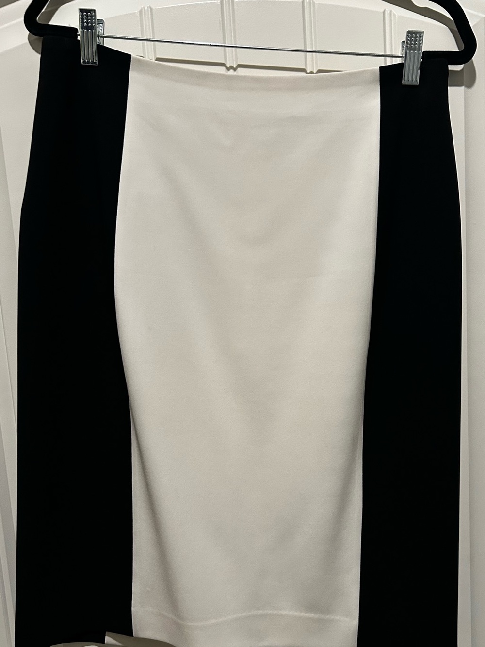 Ann Taylor Black and White Panel Pencil Skirt